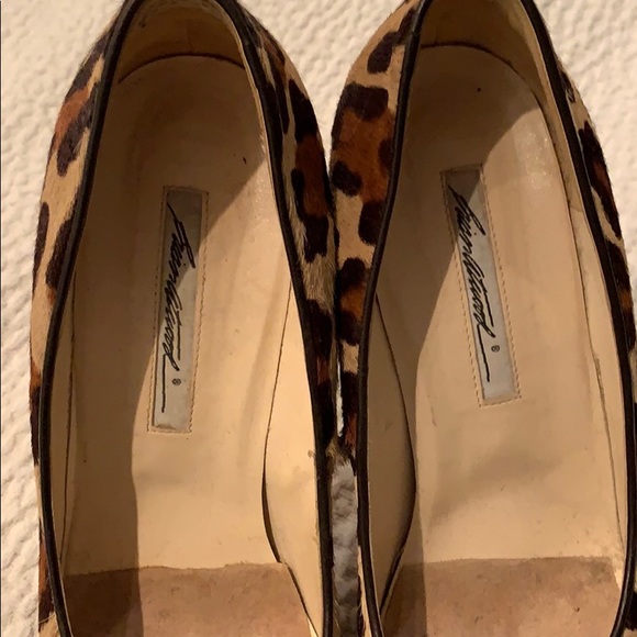 Shoes - Picture 5 of 5